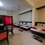 Shinjini Resort- Swimming Pool