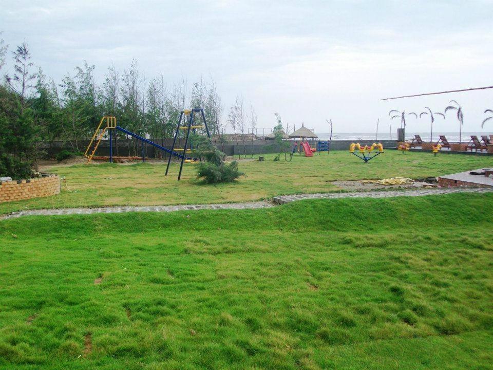 Resort Adb Kanvas Mandarmani
