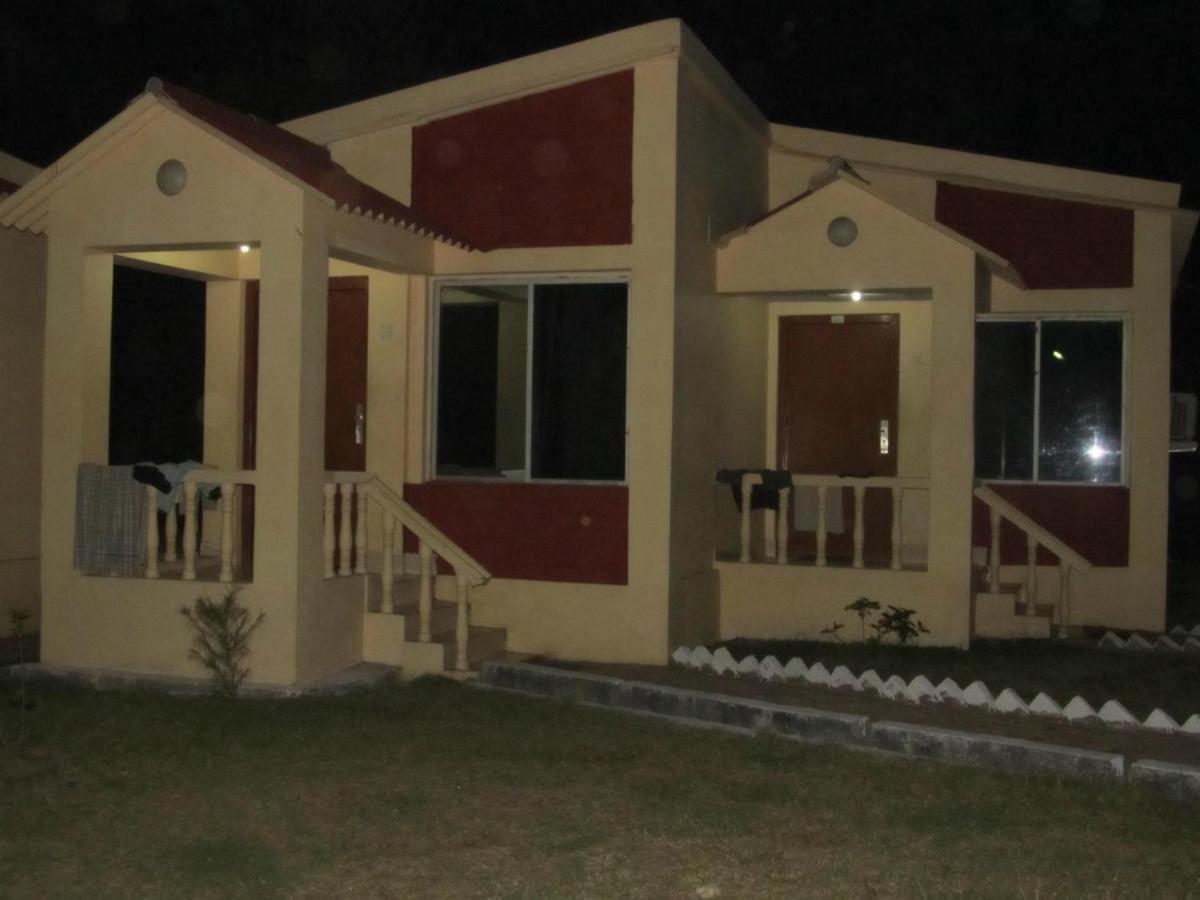 Hirak Jayanti Hotel
