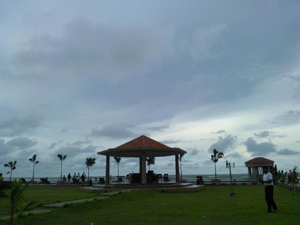 Resort Adb Kanvas *