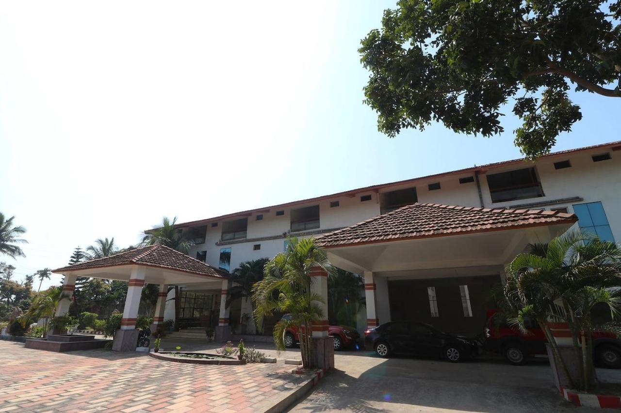 Hotel King's Queen Crown Mandarmoni 3*