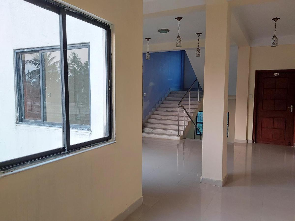 Hotel Shinjini Mandarmoni 3*