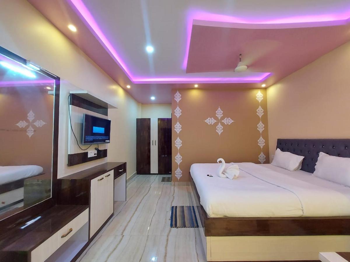 Sweet Dream Swimming Pool 3*