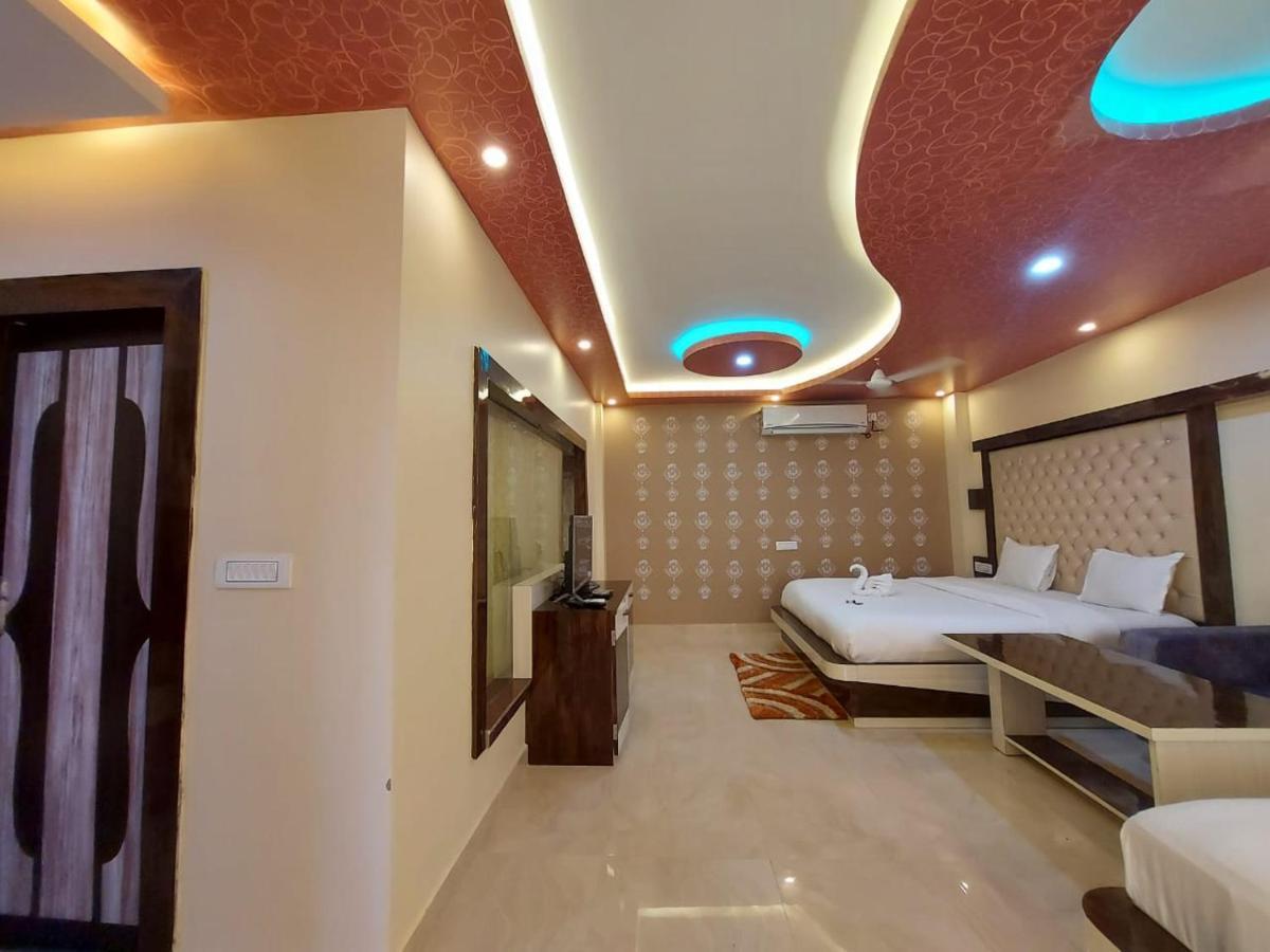 Sweet Dream Swimming Pool 3*
