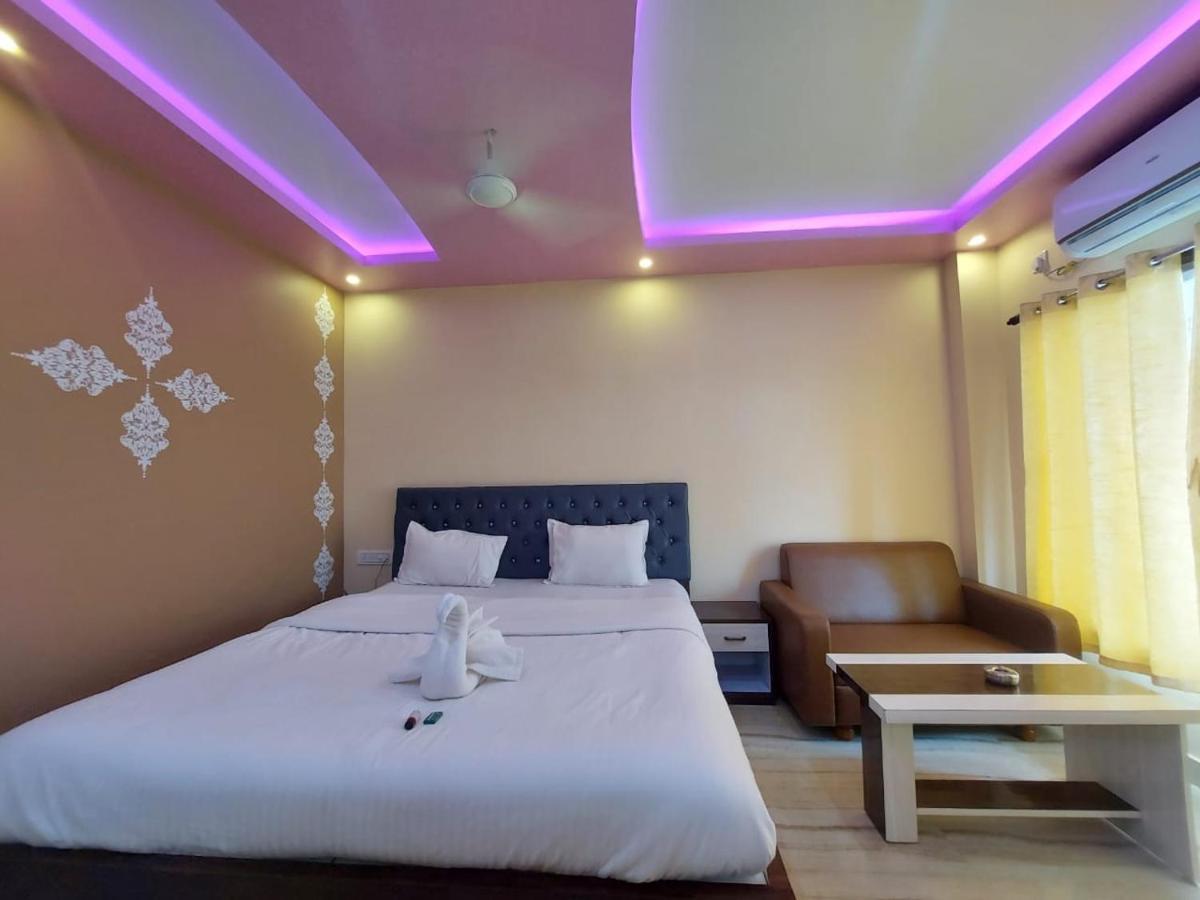 Sweet Dream Swimming Pool Hotel Mandarmani