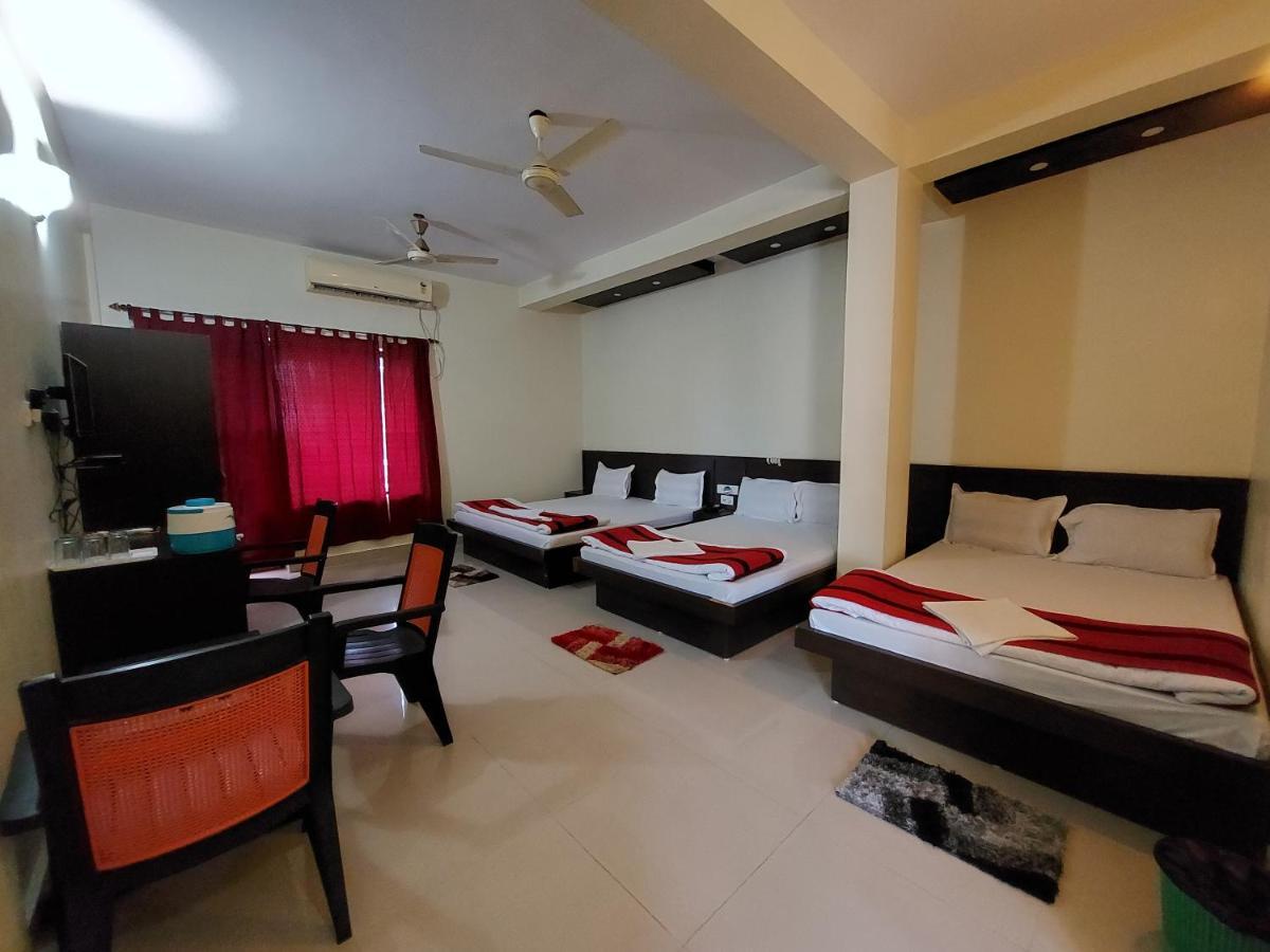 Shinjini Resort- Swimming Pool Hotel 3*