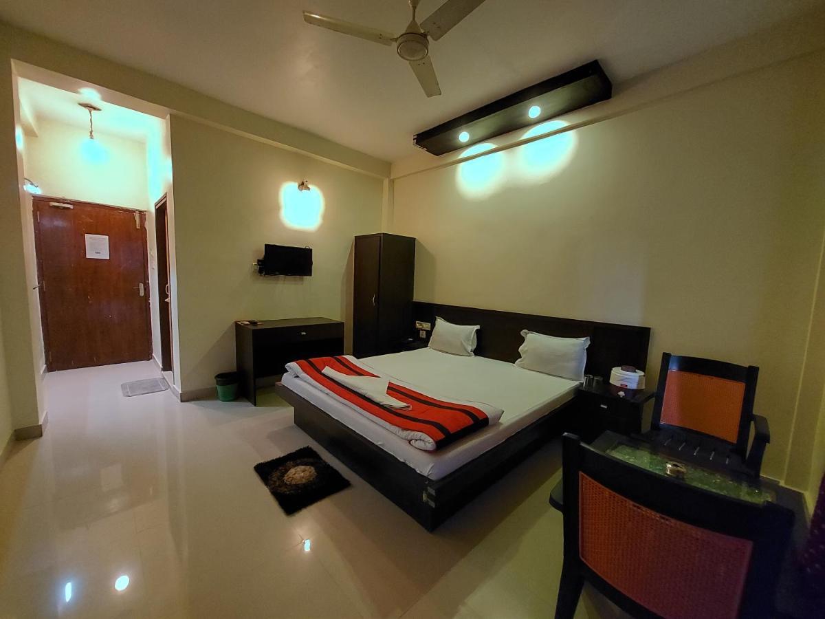 Shinjini Resort- Swimming Pool Hotel 3*