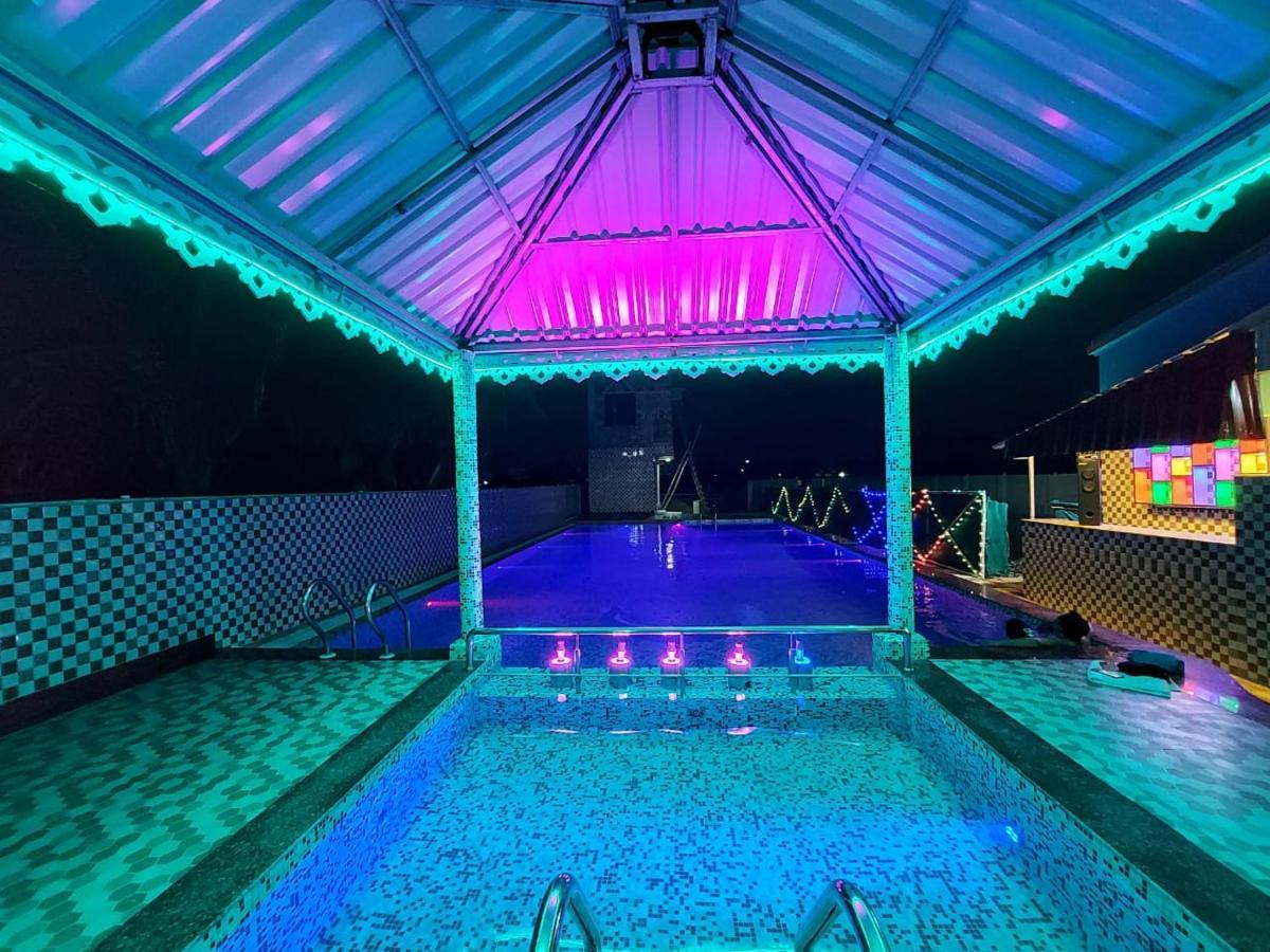 Hotel Sweet Dream Swimming Pool