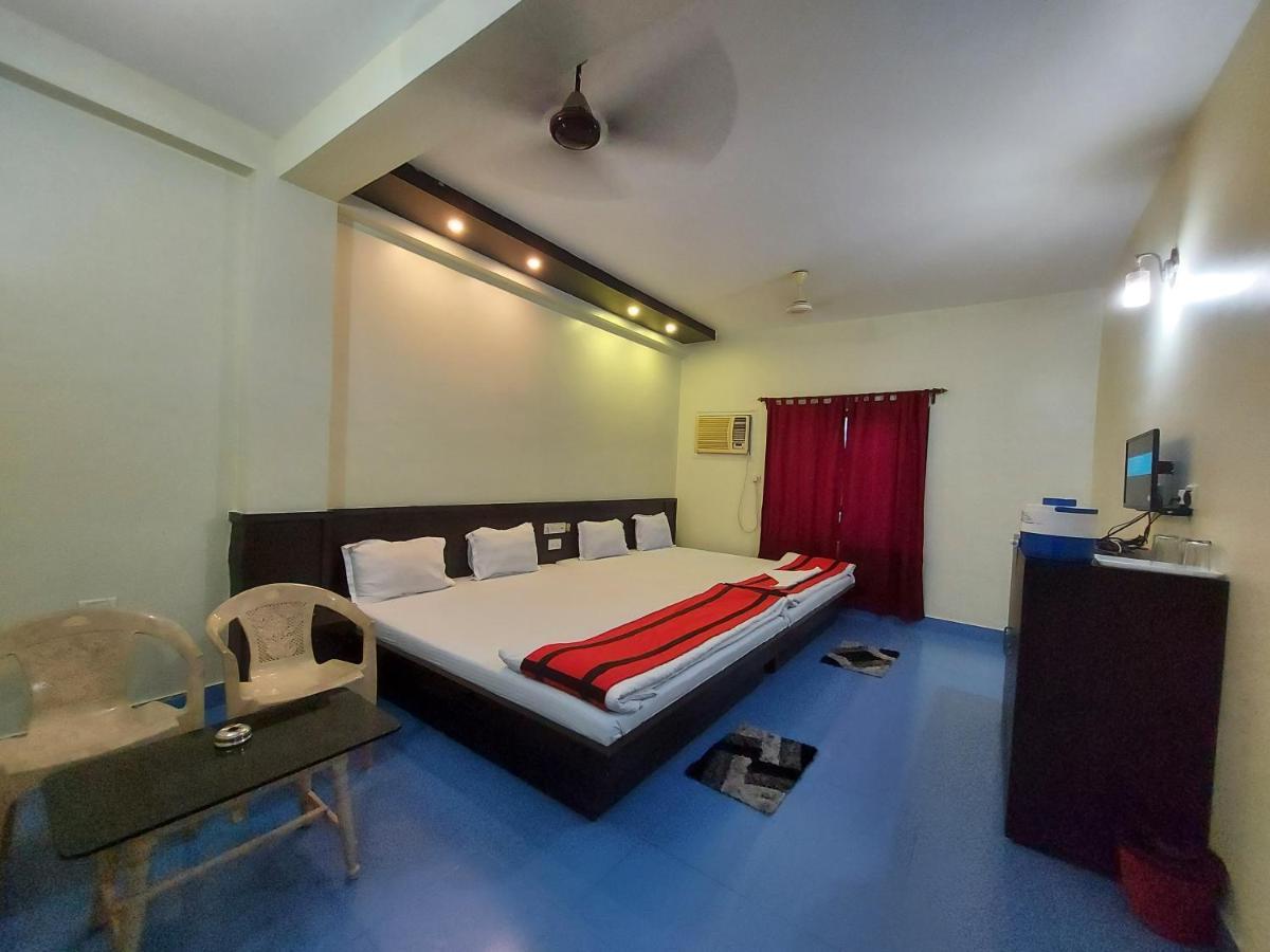 Shinjini Resort- Swimming Pool 3*