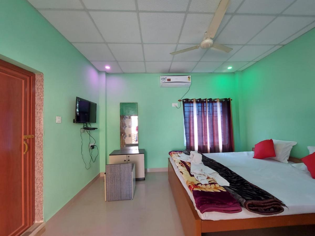 Bongtel Beach Hotel 2*