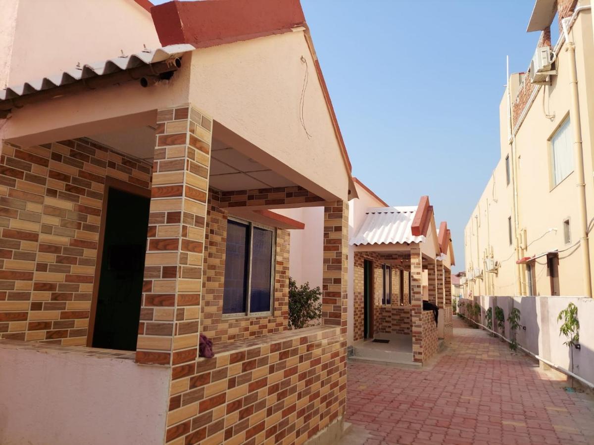 Hotel Bongtel Beach