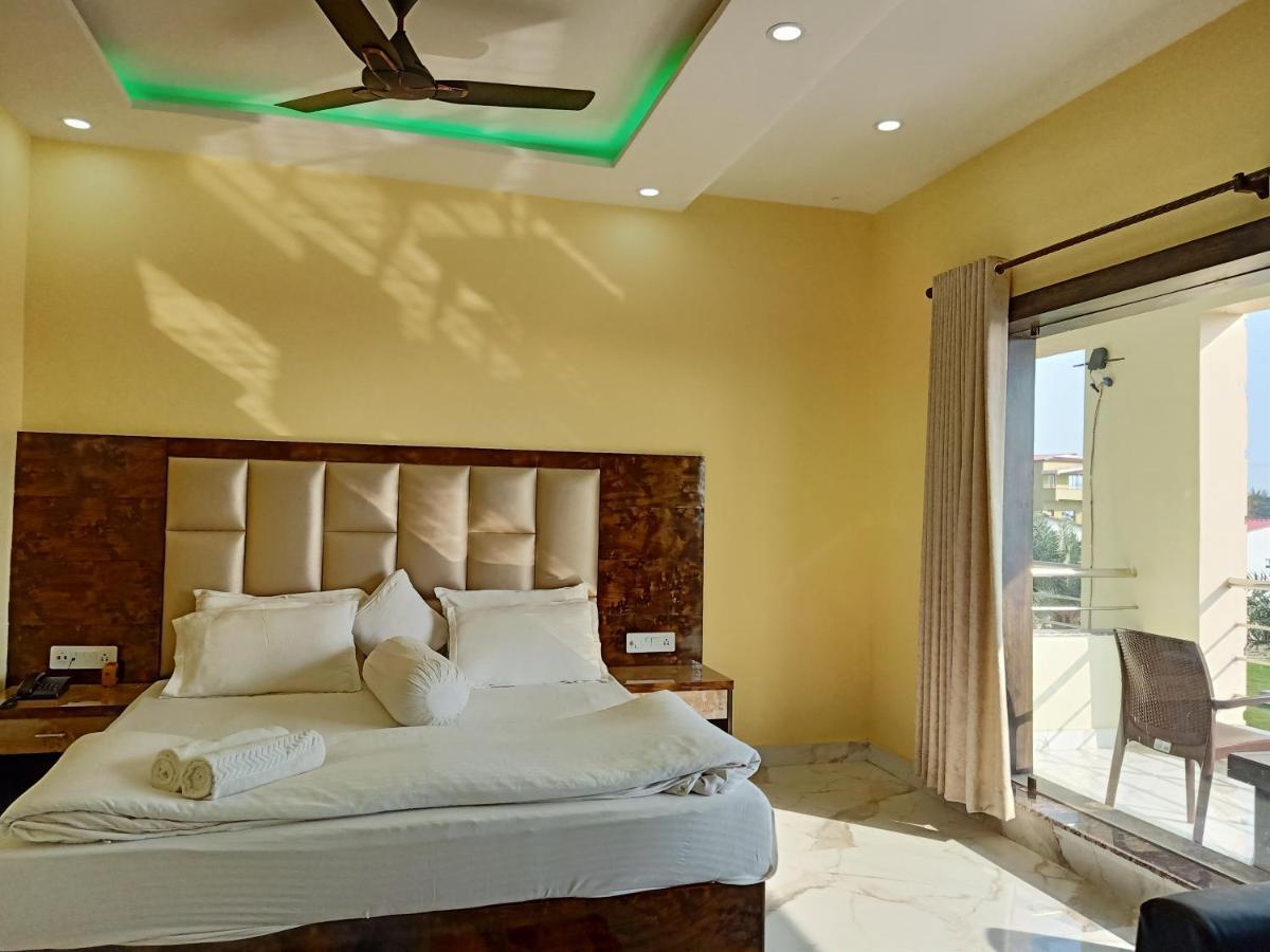 Park Point Mandarmani