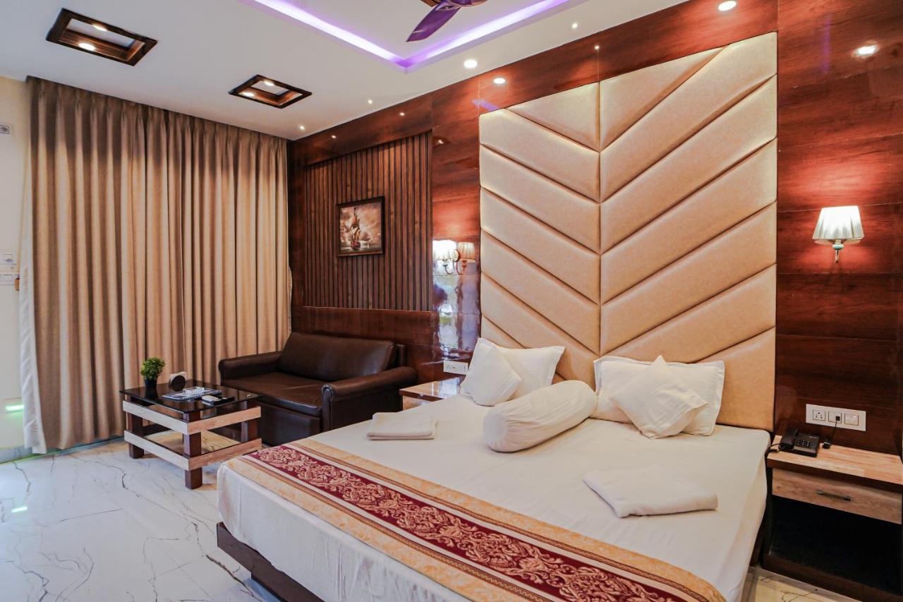 Resort Bombay Mandarmani