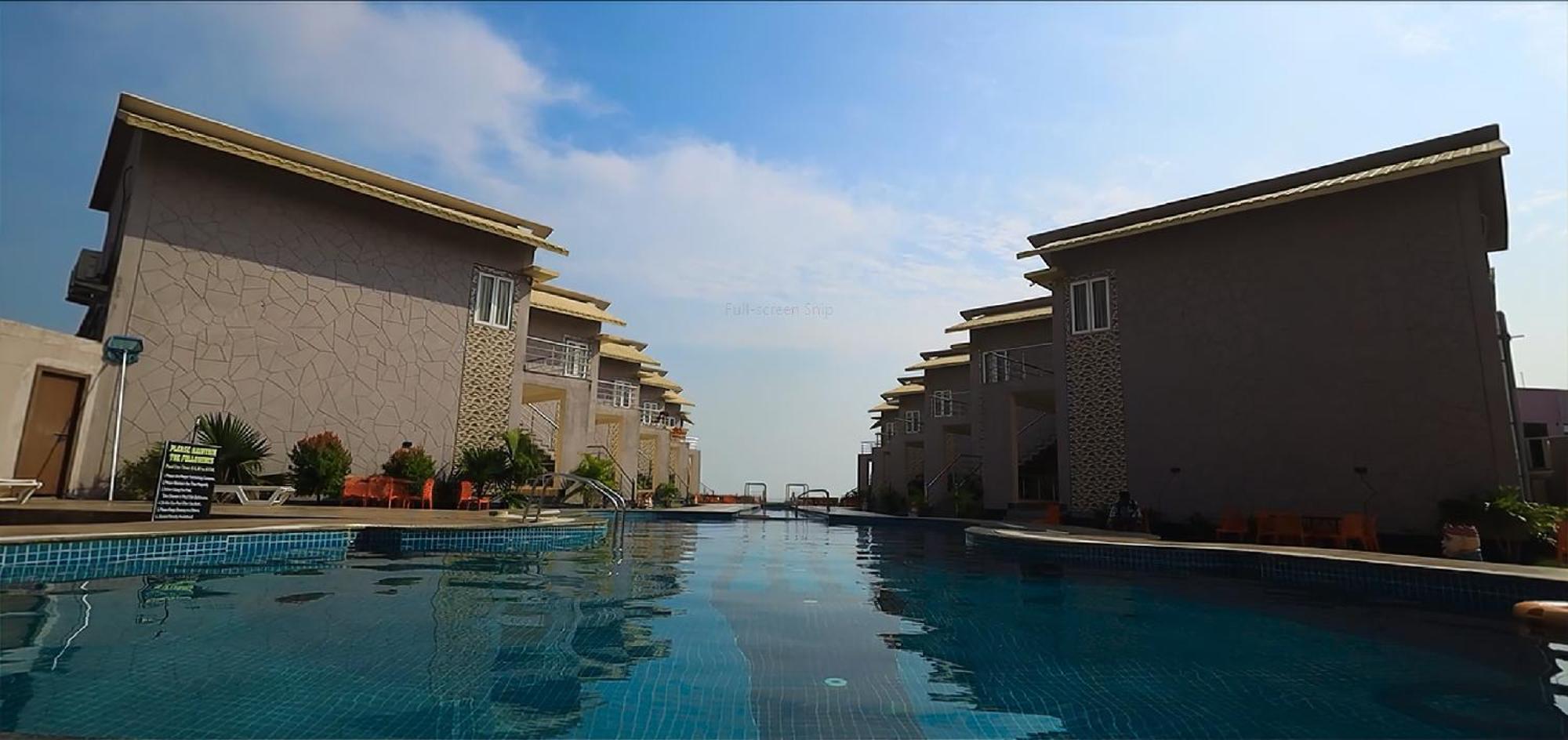 Hotel Parth King 4*