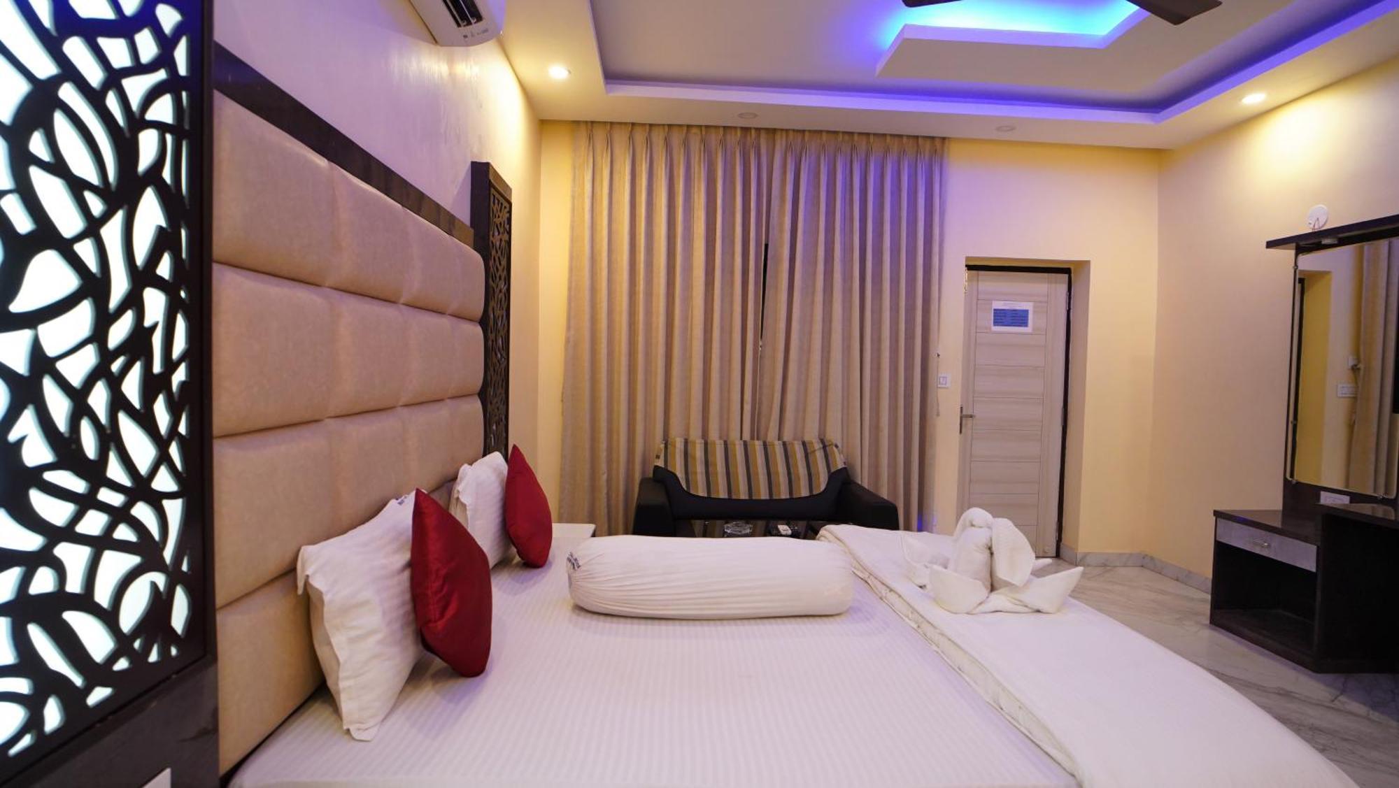 Resort Aqua Blue Private Limited 3*