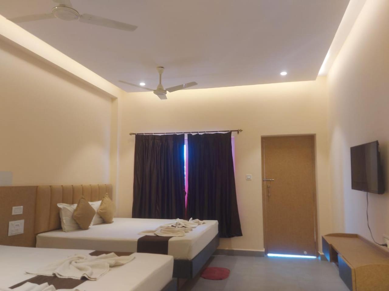 Parth King 4*