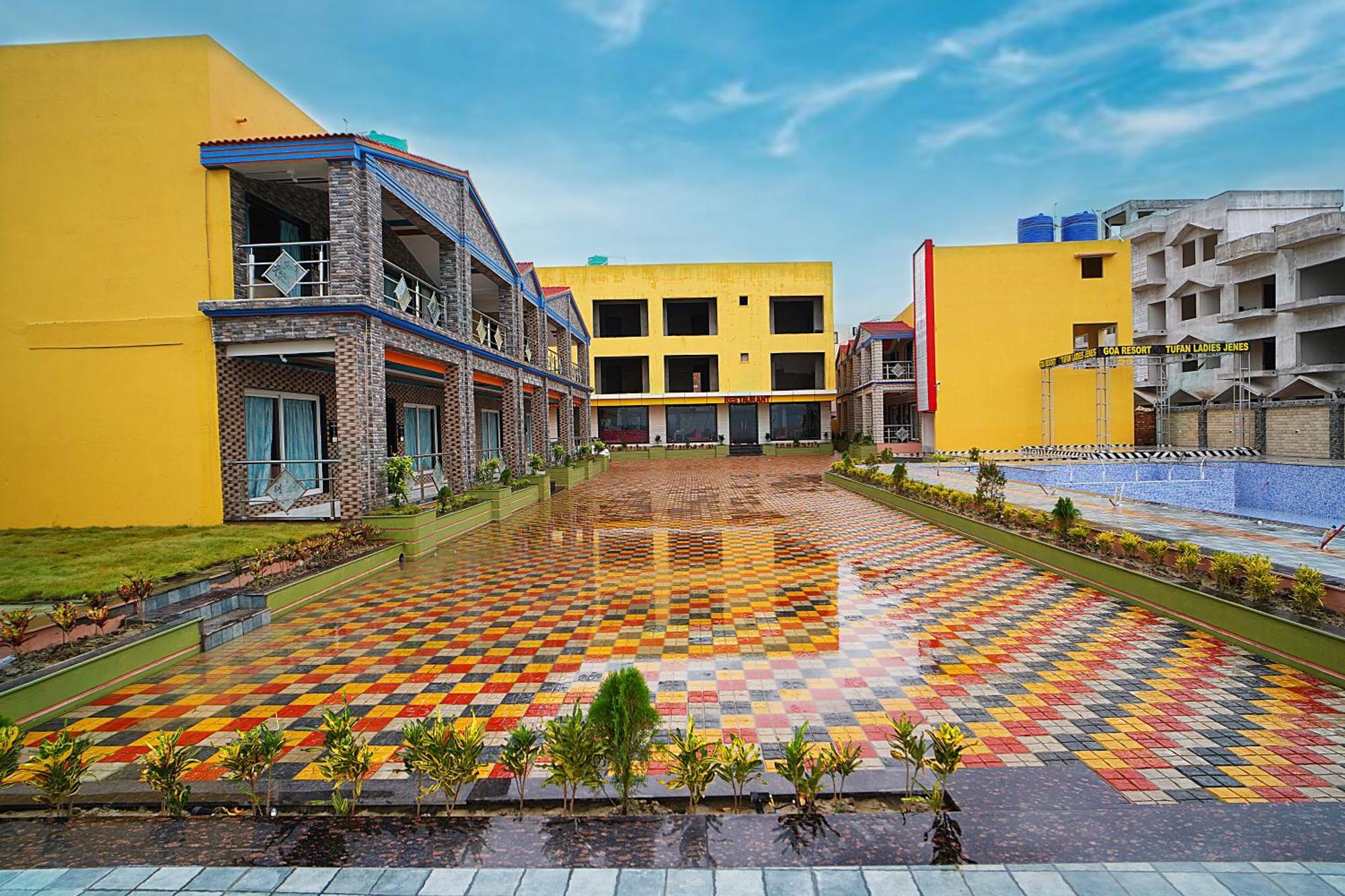 Resort Goa On 3*