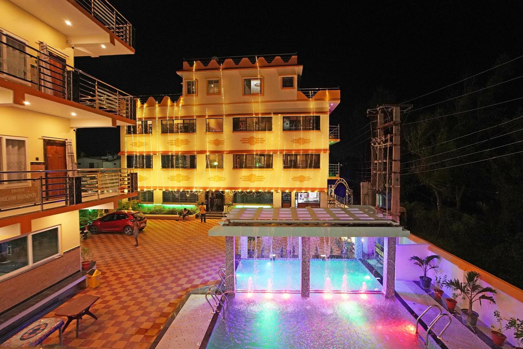 Dream Basanti !! Beachfront !! Family !! 3* Mandarmani