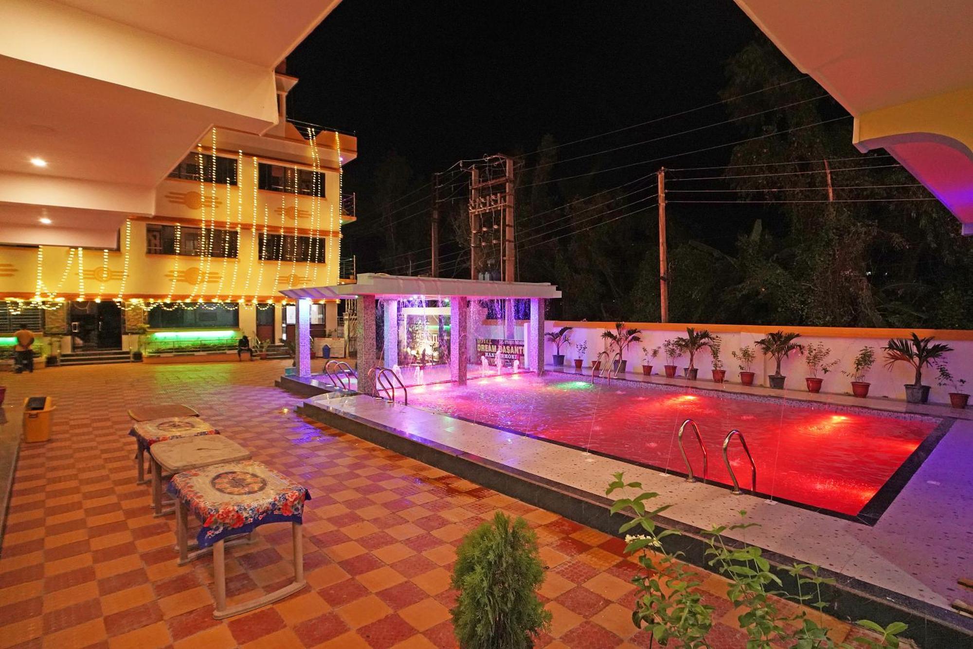 Resort Dream Basanti !! Beachfront !! Family !! Mandarmani