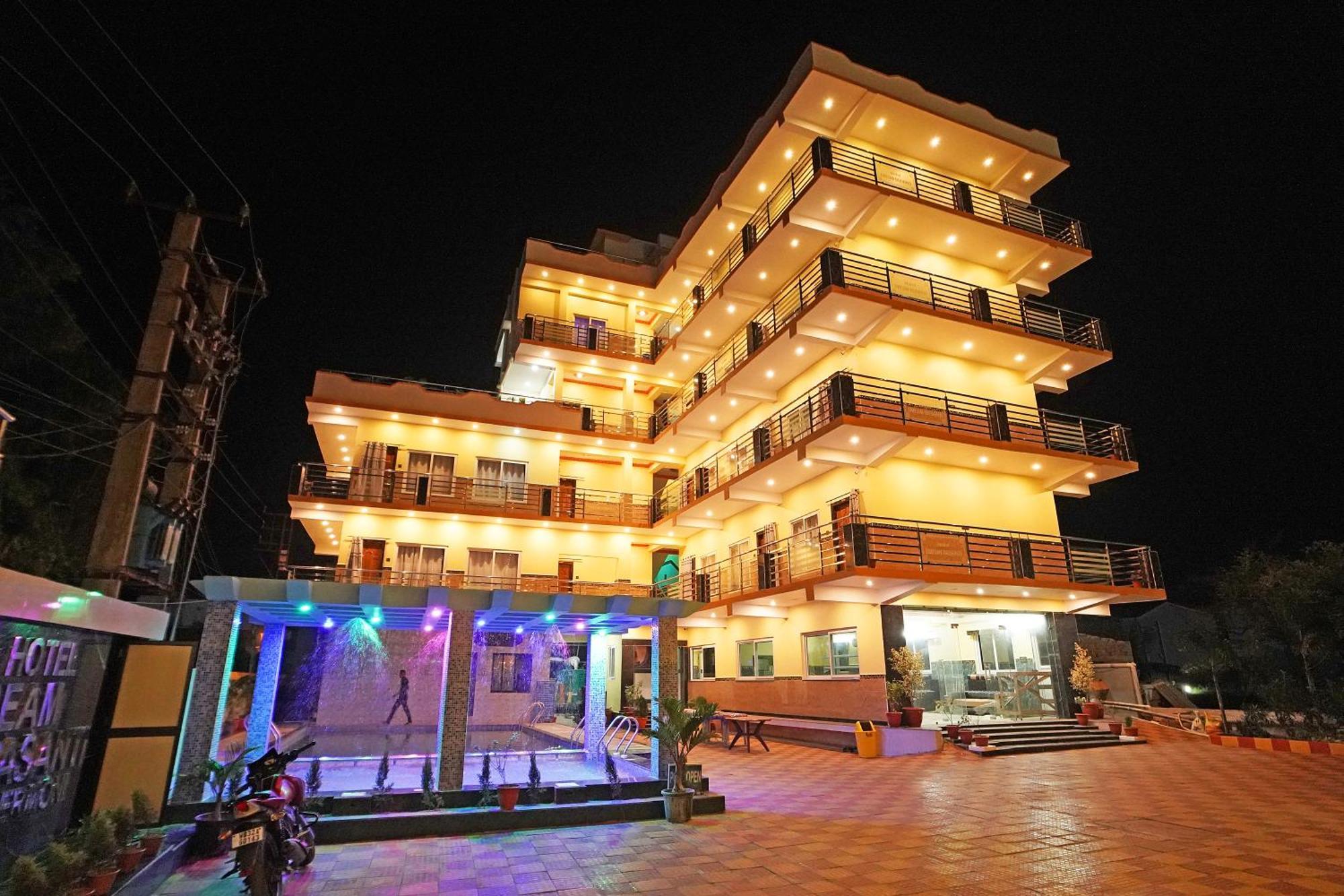 Resort Dream Basanti !! Beachfront !! Family !! Mandarmani