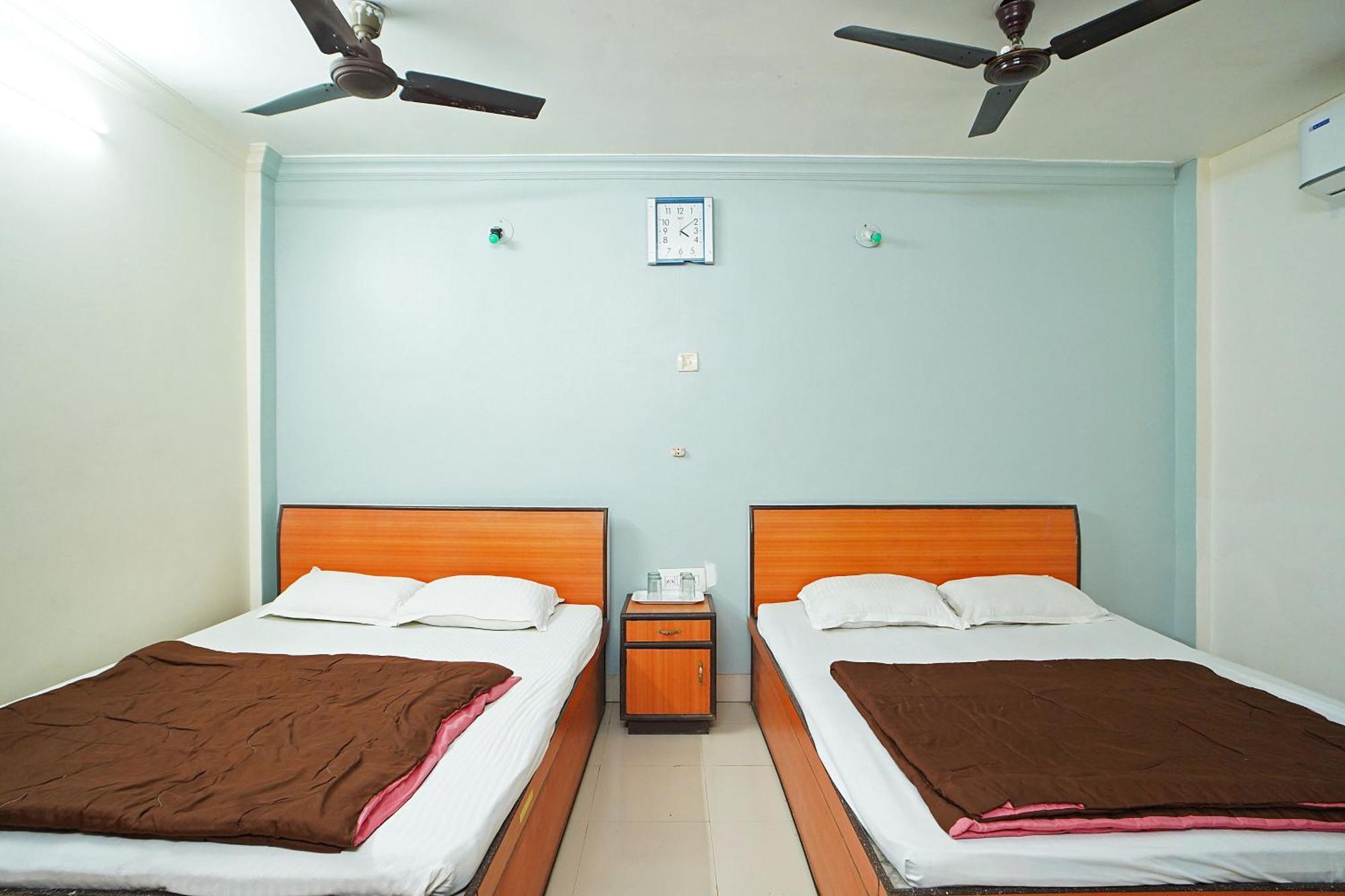 Resort Santiniketan And !! On Family !! 3*
