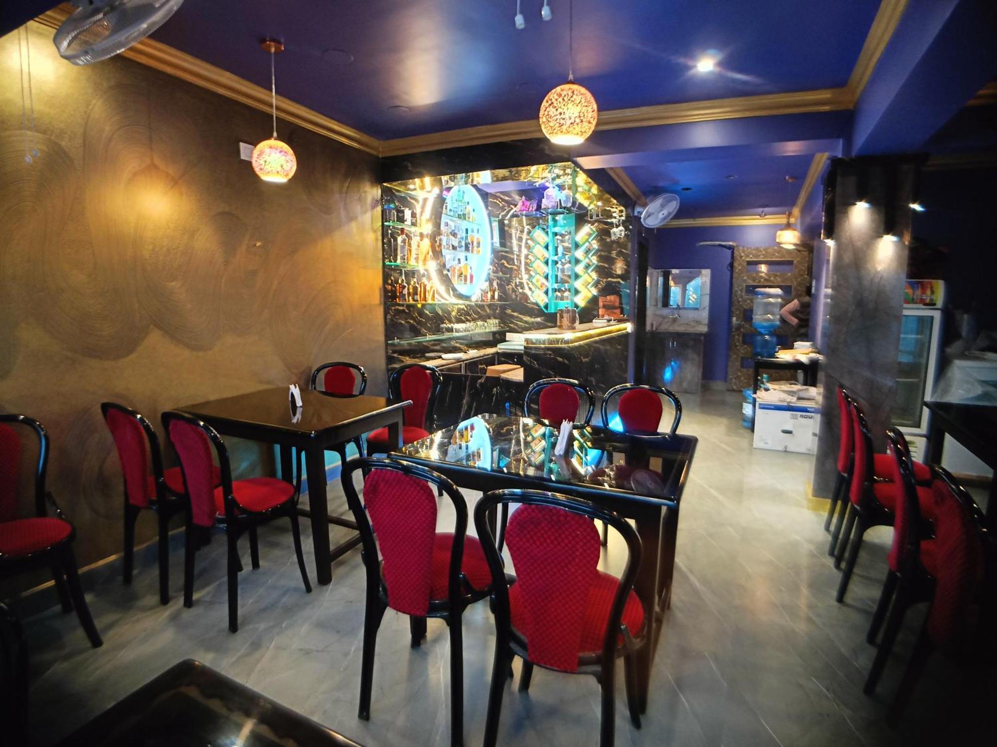 Hotel Maniraj