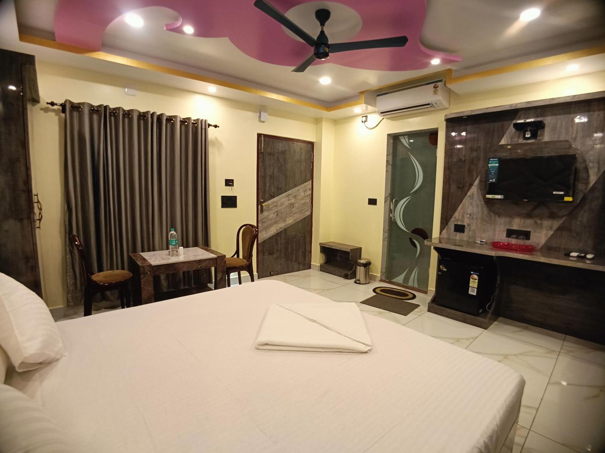 Hotel Maniraj Mandarmani