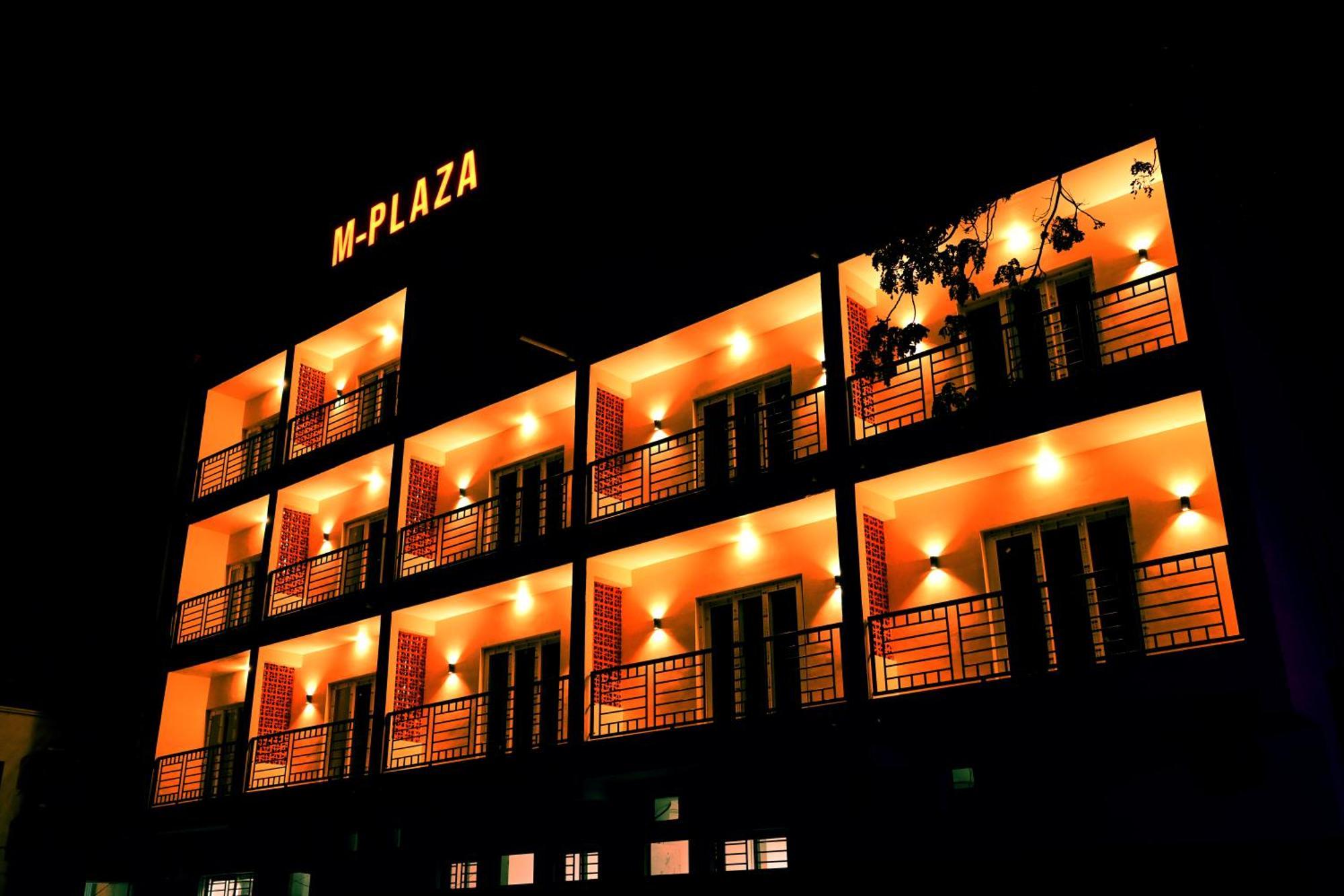 M Plaza * Mandarmani