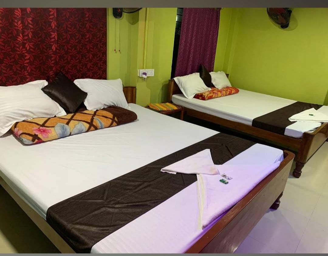 Nirala & Restaurant Hotel Mandarmani