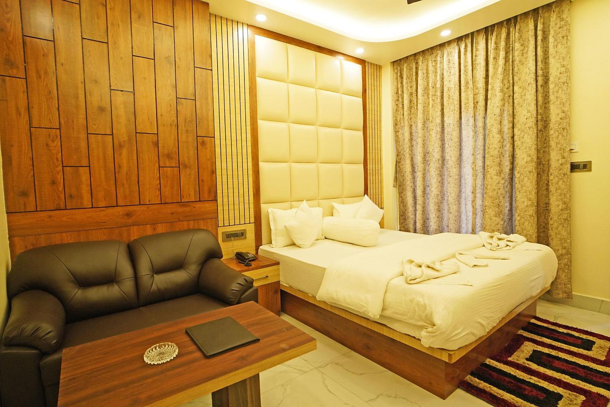 Apartment Sagor Kuti Near Manasa Mandir *